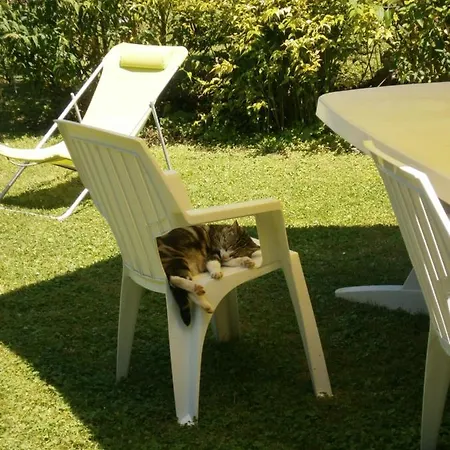 לינה וארוחת בוקר Aux Sources De L'ancre