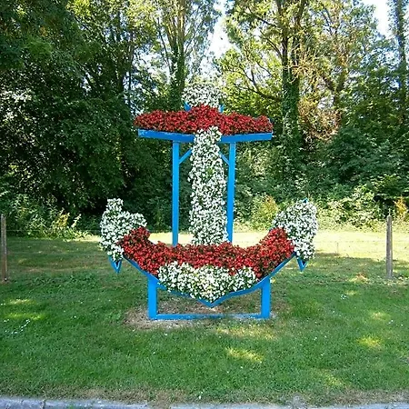 Panzió Aux Sources De L'ancre Miraumont